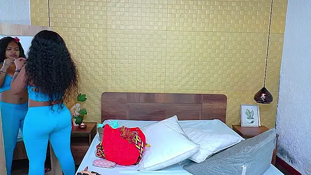 Squirter pussybomb online show from 01-30-25, 03:44