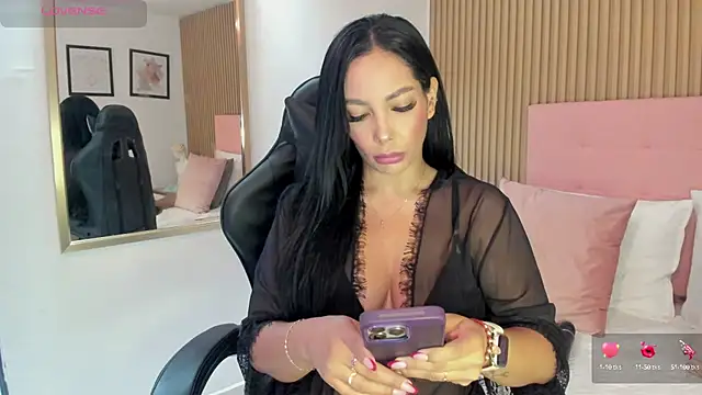 Dakota diaz  online show from 01-27-25, 05:58