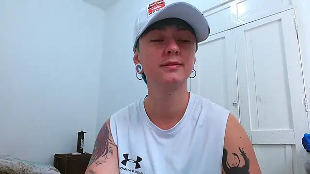 tomboyblue online show from 02-12-26, 03:18