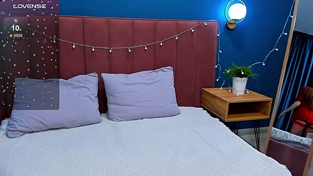 Snapshot of VanillaKelly chatting on 12-06-24, 01:18 VanillaKelly online show from 12-06-24, 01:18