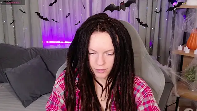 CoreyJane online show from 10-26-25, 05:13