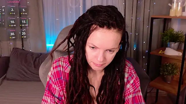 Snapshot of CoreyJane chatting on 01-13-26, 04:29 CoreyJane online show from 01-13-26, 04:29