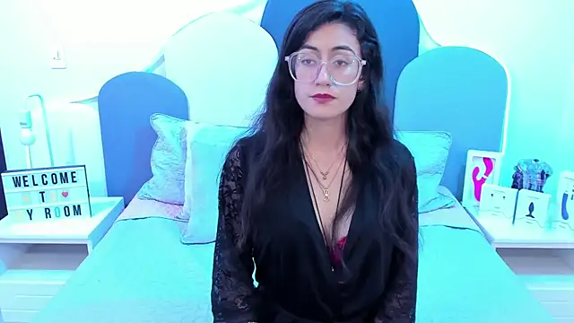 Snapshot of SophieGomez22 chatting on 01-23-25, 03:11 SophieGomez22 online show from 01-23-25, 03:11