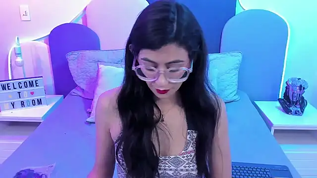 Snapshot of SophieGomez22 chatting on 02-08-25, 11:12 SophieGomez22 online show from 02-08-25, 11:12