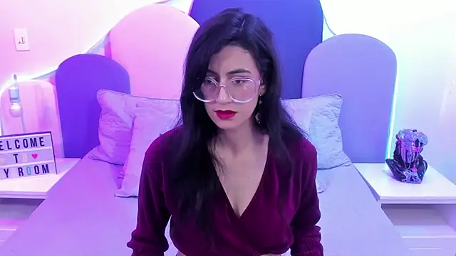 Snapshot of SophieGomez22 chatting on 02-10-25, 11:15 SophieGomez22 online show from 02-10-25, 11:15
