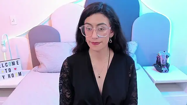 Snapshot of SophieGomez22 chatting on 02-23-25, 02:25 SophieGomez22 online show from 02-23-25, 02:25