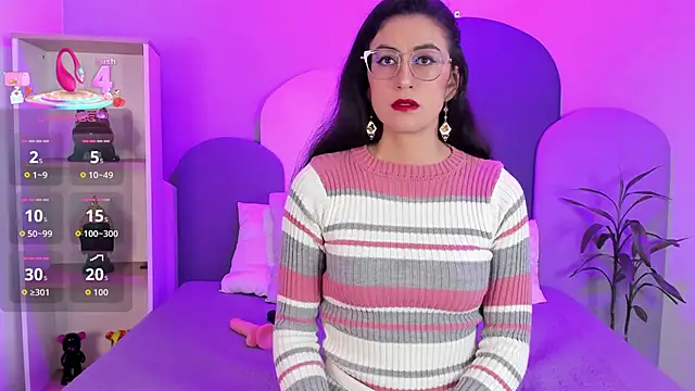 Snapshot of SophieGomez22 chatting on 11-02-25, 11:23 SophieGomez22 online show from 11-02-25, 11:23