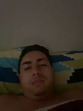 Snapshot of DanielGomez9 chatting on 03-07-25, 01:18 DanielGomez9 online show from 03-07-25, 01:18