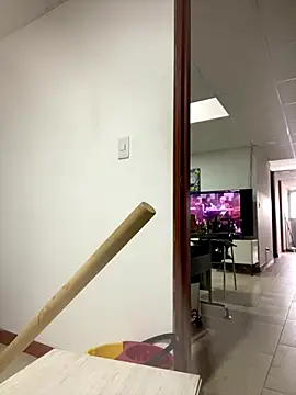 Snapshot of DanielGomez9 chatting on 11-28-25, 08:00 DanielGomez9 online show from 11-28-25, 08:00