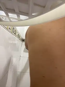 DanielGomez9 online show from 04-07-26, 01:22