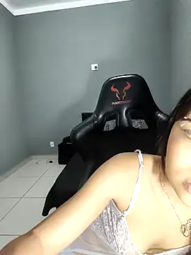 Livia Diaz online show from 04-22-26, 11:28