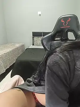Livia Diaz online show from 06-24-26, 12:09