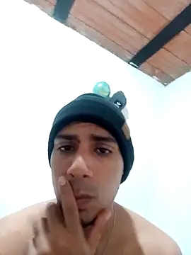 Snapshot of bonehur chatting on 02-08-25, 03:41 bonehur online show from 02-08-25, 03:41