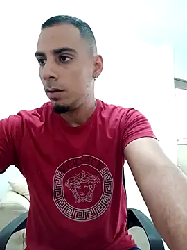 Snapshot of bonehur chatting on 11-08-25, 09:24 bonehur online show from 11-08-25, 09:24