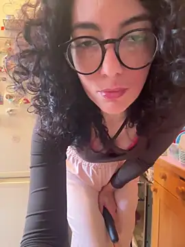 Snapshot of Strawberry_queen91 chatting on 04-22-26, 03:57 Strawberry queen91 online show from 04-22-26, 03:57