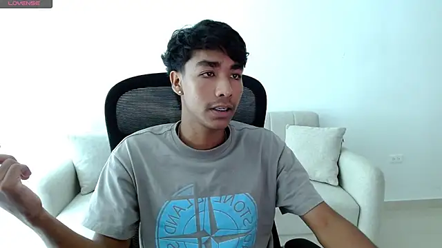 Tyler prince online show from 11-17-25, 08:47