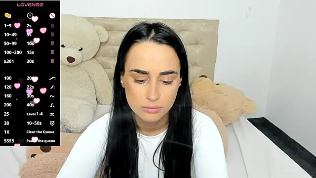 Snapshot of DarcieJane chatting on 12-21-24, 01:47 DarcieJane online show from 12-21-24, 01:47