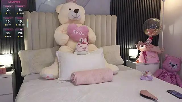Madiee Rhea online show from 05-20-26, 07:42