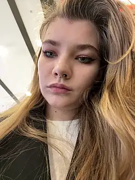 Holy Tereza online show from 12-04-24, 03:10