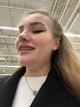 Holy Tereza online show from 01-07-25, 03:23