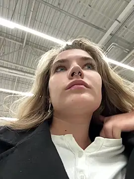 Holy Tereza online show from 02-19-25, 03:16