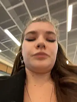 Holy Tereza online show from 04-21-26, 04:01