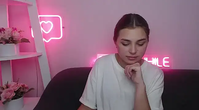 MilanaAngelAs online show from 02-01-25, 11:43