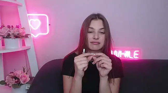 MilanaAngelAs online show from 02-11-25, 05:37