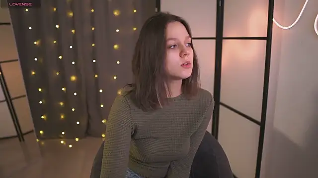 Addelin Moon online show from 01-19-25, 05:07