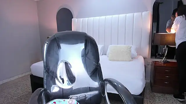 Snapshot of vanity_sex chatting on 11-07-25, 11:43 vanity sex online show from 11-07-25, 11:43