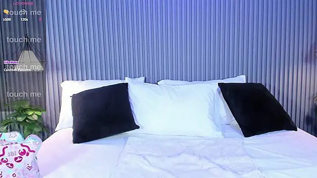 Snapshot of vanity_sex chatting on 11-25-25, 11:43 vanity sex online show from 11-25-25, 11:43