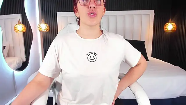 Snapshot of vanity_sex chatting on 01-13-26, 11:37 vanity sex online show from 01-13-26, 11:37