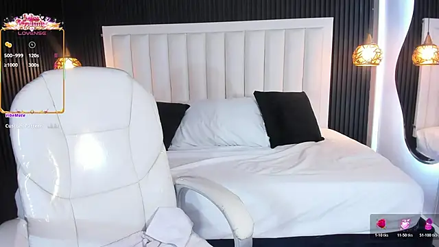 Snapshot of vanity_sex chatting on 01-17-26, 11:48 vanity sex online show from 01-17-26, 11:48