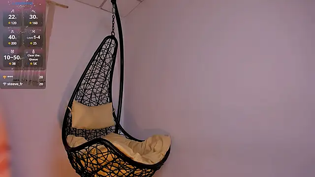 Snapshot of Nina-monroe chatting on 01-20-25, 11:32 Nina-monroe online show from 01-20-25, 11:32