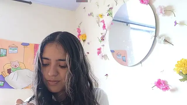 ViolettaSummer online show from 01-11-25, 06:44