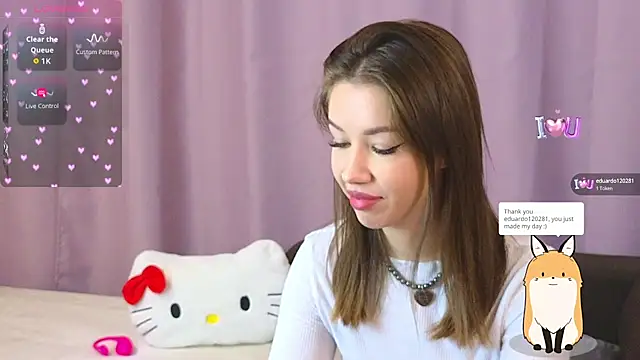 Snapshot of ellie_kramer chatting on 10-11-25, 08:18 ellie kramer online show from 10-11-25, 08:18