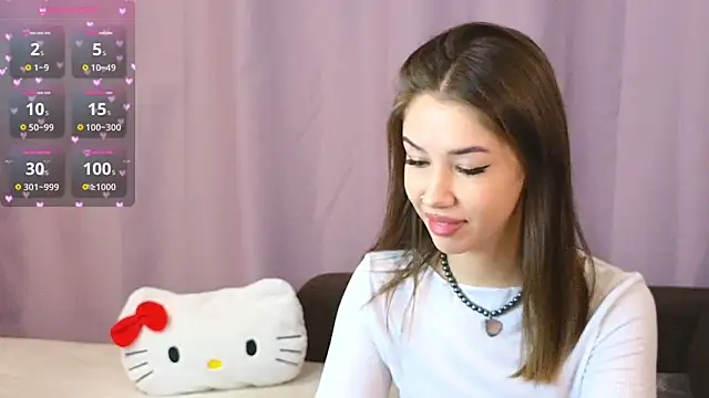 Snapshot of ellie_kramer chatting on 10-19-25, 07:25 ellie kramer online show from 10-19-25, 07:25