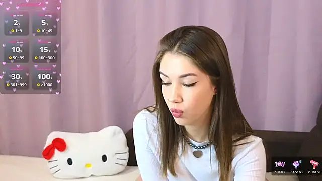 Snapshot of ellie_kramer chatting on 10-21-25, 07:47 ellie kramer online show from 10-21-25, 07:47