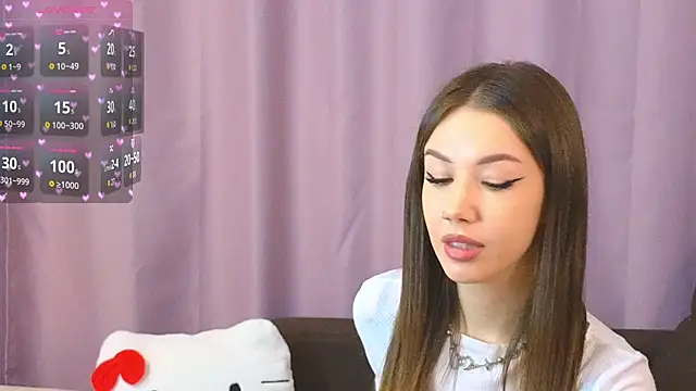 Snapshot of ellie_kramer chatting on 11-30-25, 08:46 ellie kramer online show from 11-30-25, 08:46