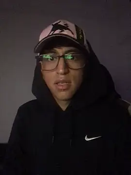 Snapshot of modelo180 chatting on 01-23-25, 07:40 modelo180 online show from 01-23-25, 07:40