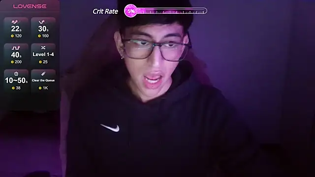 Snapshot of modelo180 chatting on 02-18-25, 11:41 modelo180 online show from 02-18-25, 11:41