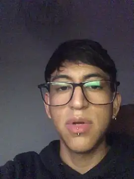 Snapshot of modelo180 chatting on 02-19-25, 10:20 modelo180 online show from 02-19-25, 10:20