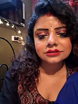 Snapshot of Maaya66 chatting on 01-29-25, 05:35 Maaya66 online show from 01-29-25, 05:35