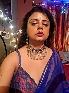 Snapshot of Maaya66 chatting on 02-07-25, 06:02 Maaya66 online show from 02-07-25, 06:02