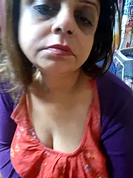 Snapshot of Maaya66 chatting on 12-22-25, 01:41 Maaya66 online show from 12-22-25, 01:41