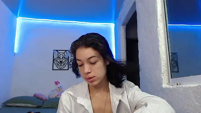 Caribbean beauty  online show from 05-27-26, 05:04