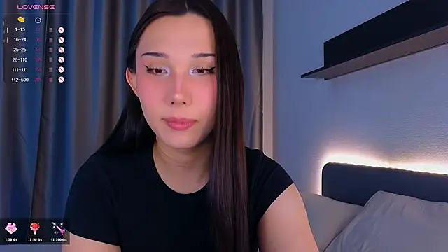 Kaia Sunshine Mia online show from 07-01-26, 09:22