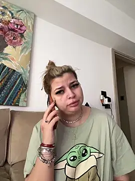 AllysonK online show from 03-28-26, 01:33