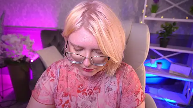 CoolTatis online show from 03-29-26, 05:51