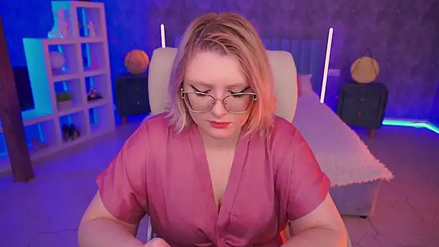 CoolTatis online show from 06-27-26, 06:07